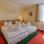 Garni Nussbaumhof 4*