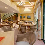 Garni Nussbaumhof 4*