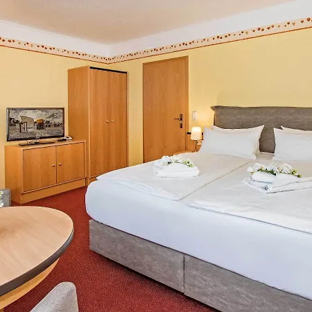 Hotell Garni Nussbaumhof 4*
