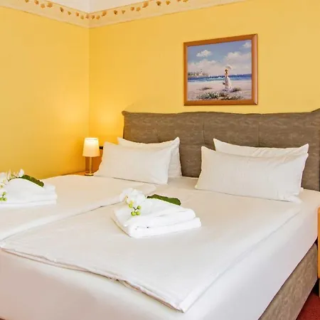 Garni Nussbaumhof Hotell Uckeritz