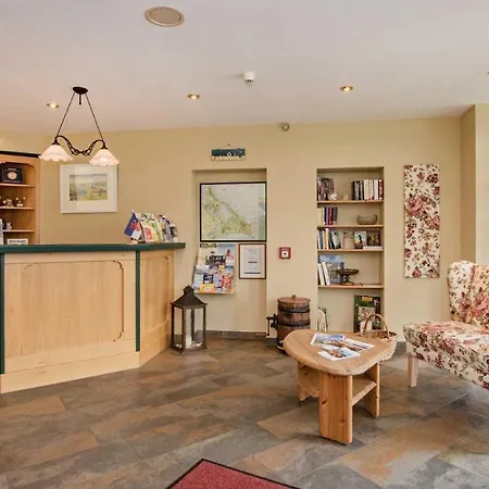 Garni Nussbaumhof Hotel 4*